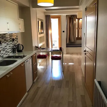 Aparthotel T-loft 3*